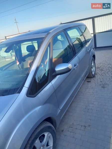 Минивэн Ford Galaxy 2007 в Владимире