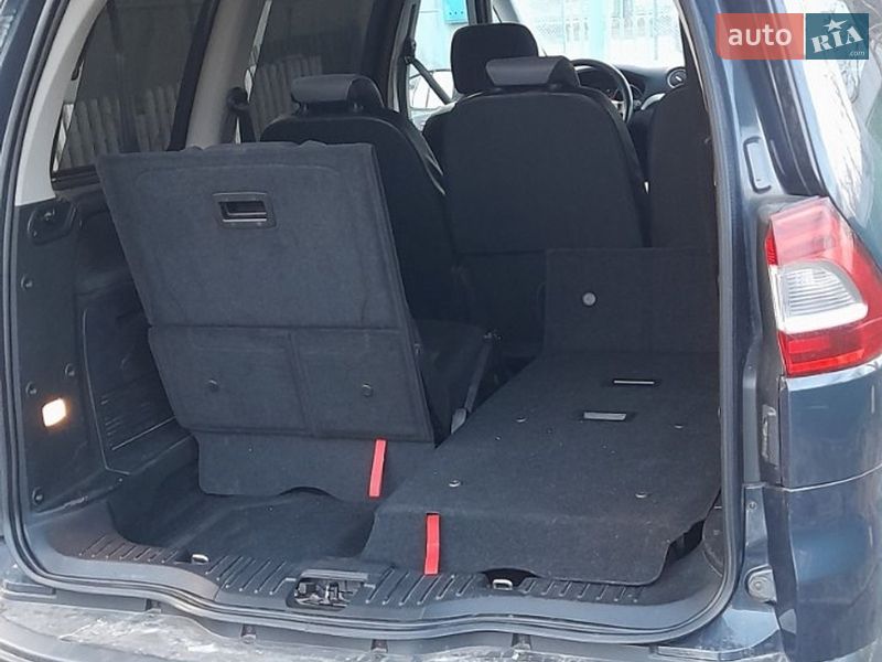 Мінівен Ford Galaxy 2012 в Тростянці
