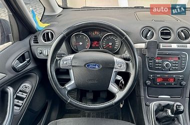 Мінівен Ford Galaxy 2011 в Києві