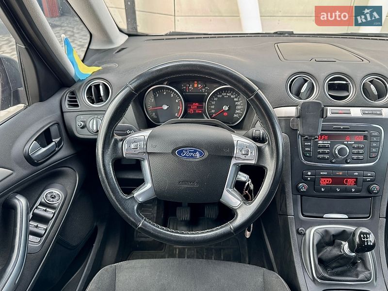 Мінівен Ford Galaxy 2011 в Києві