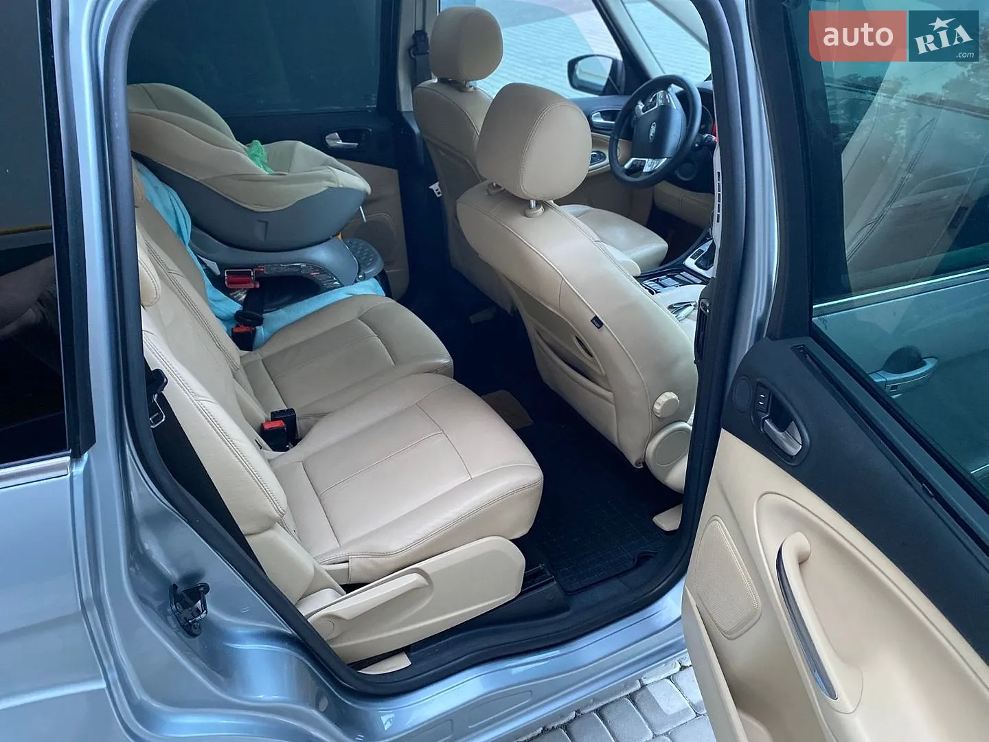 2010 Ford Galaxy - мініатюра 11