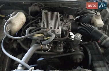 Седан Ford Granada 1979 в Дубні