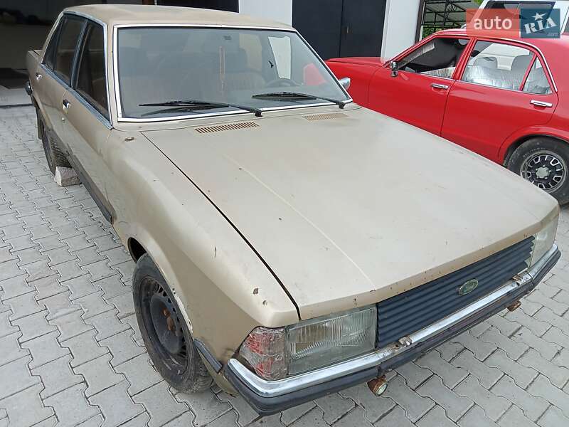 Седан Ford Granada 1979 в Дубно