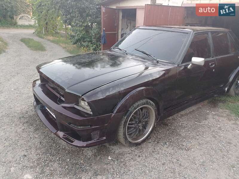 Седан Ford Granada 1981 в Жашківу