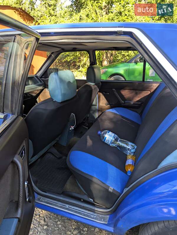 Седан Ford Granada 1982 в Кривом Роге