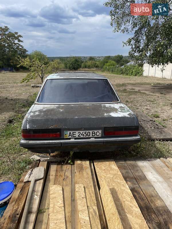 Седан Ford Granada 1979 в Днепре