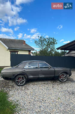Седан Ford Granada 1976 в  фото 9 Седан Ford Granada 1976 в