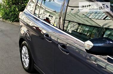 Минивэн Ford Grand C-Max 2010 в 
