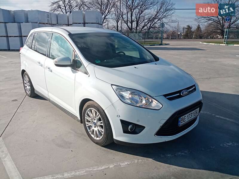 Ford Grand C-Max 2011