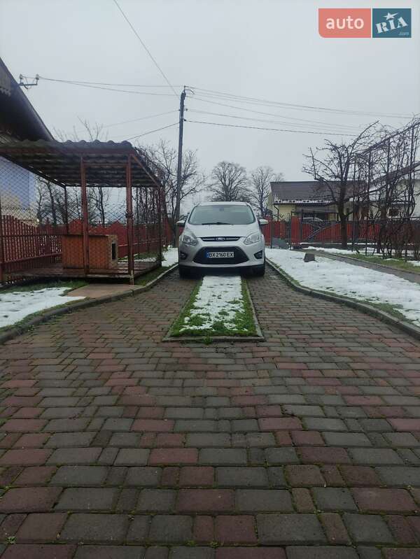 Минивэн Ford Grand C-Max 2012 в Калуше
