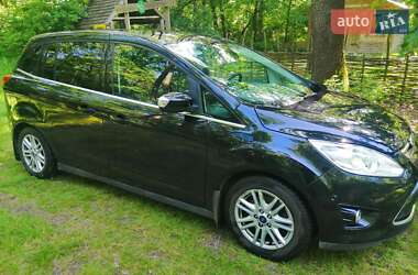 Минивэн Ford Grand C-Max 2012 в 