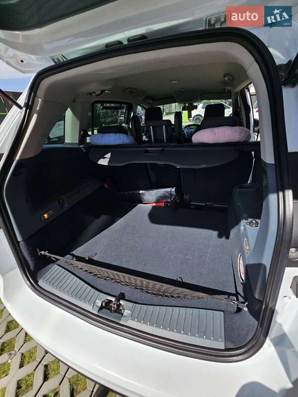 Мінівен Ford Grand C-Max 2011 в Івано-Франківську