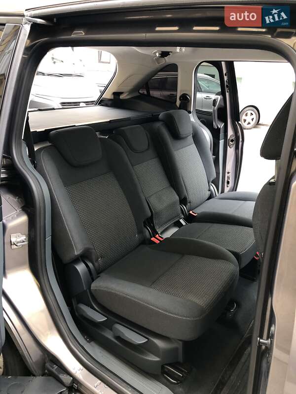 Минивэн Ford Grand C-Max 2014 в Ивано-Франковске