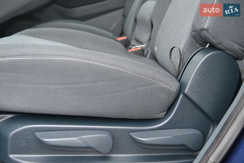Мінівен Ford Grand C-Max 2011 в Полтаві