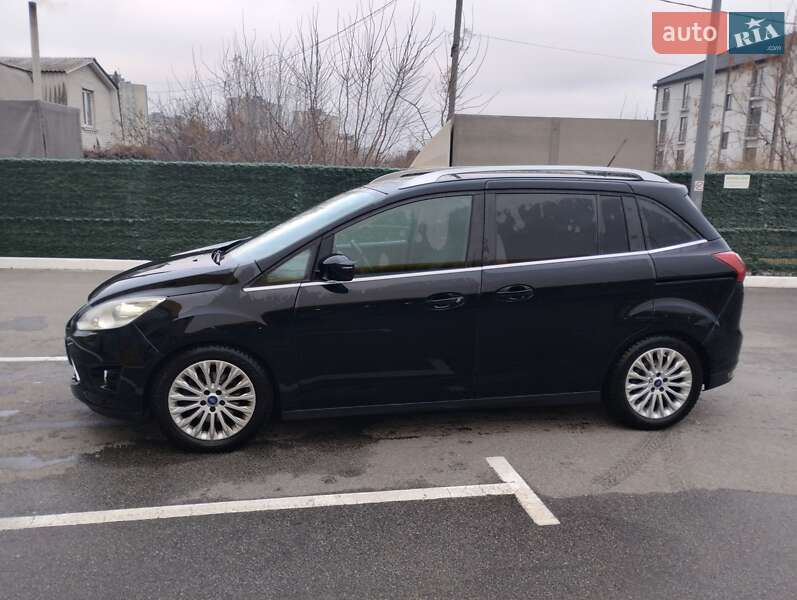 Минивэн Ford Grand C-Max 2010 в Киеве