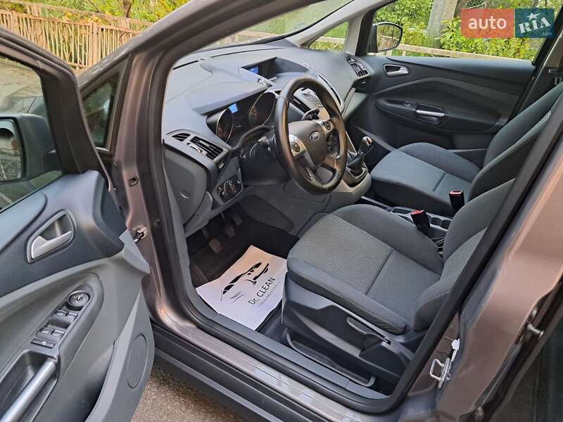 Мінівен Ford Grand C-Max 2012 в Луцьку