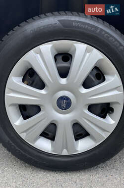 Минивэн Ford Grand C-Max 2011 в 