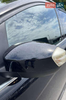 Минивэн Ford Grand C-Max 2011 в 