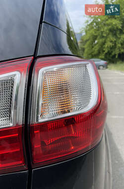 Минивэн Ford Grand C-Max 2011 в 
