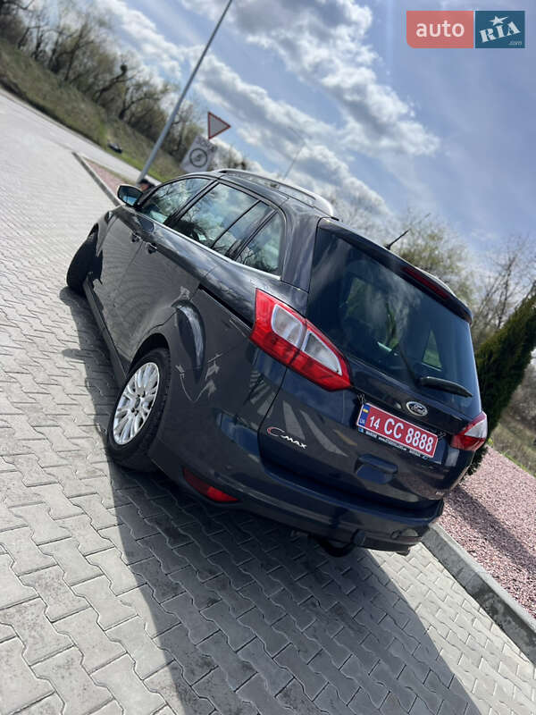 Мінівен Ford Grand C-Max 2013 в Стрию