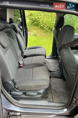 Минивэн Ford Grand C-Max 2011 в 