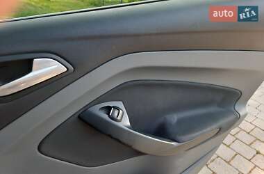 Минивэн Ford Grand C-Max 2012 в 