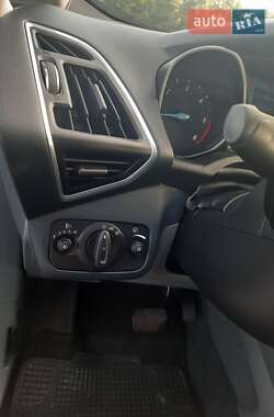 Минивэн Ford Grand C-Max 2012 в 