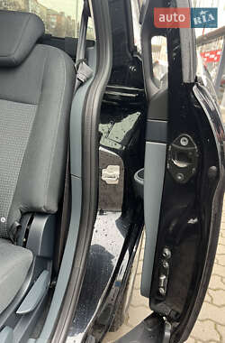 Минивэн Ford Grand C-Max 2012 в 