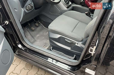 Минивэн Ford Grand C-Max 2012 в 