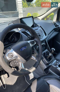 Минивэн Ford Grand C-Max 2012 в 