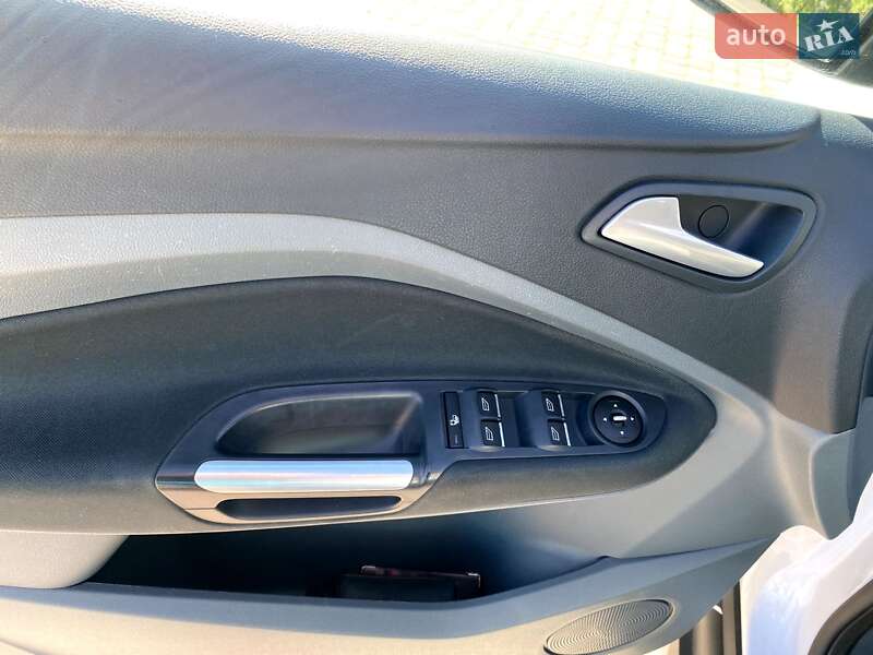 Мінівен Ford Grand C-Max 2010 в Самборі