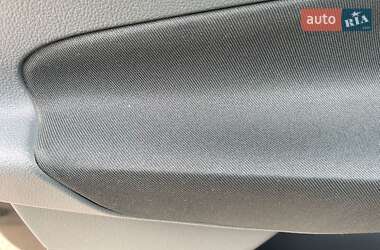 Мінівен Ford Grand C-Max 2011 в 