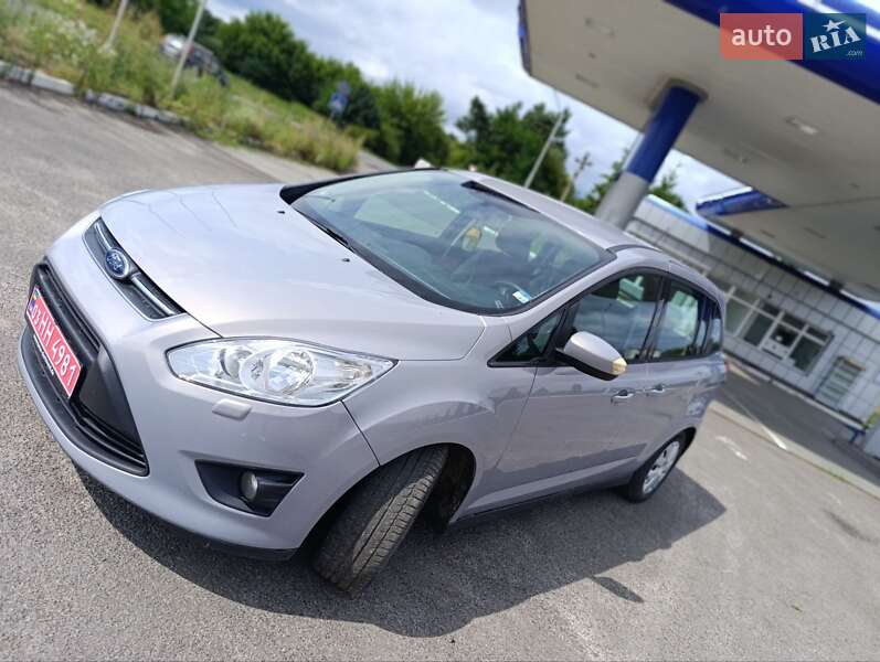 Минивэн Ford Grand C-Max 2011 в 
