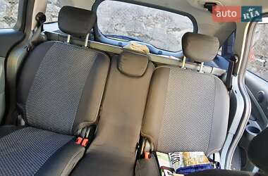 Минивэн Ford Grand C-Max 2012 в 