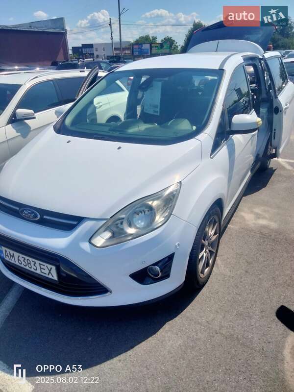 Минивэн Ford Grand C-Max 2012 в 
