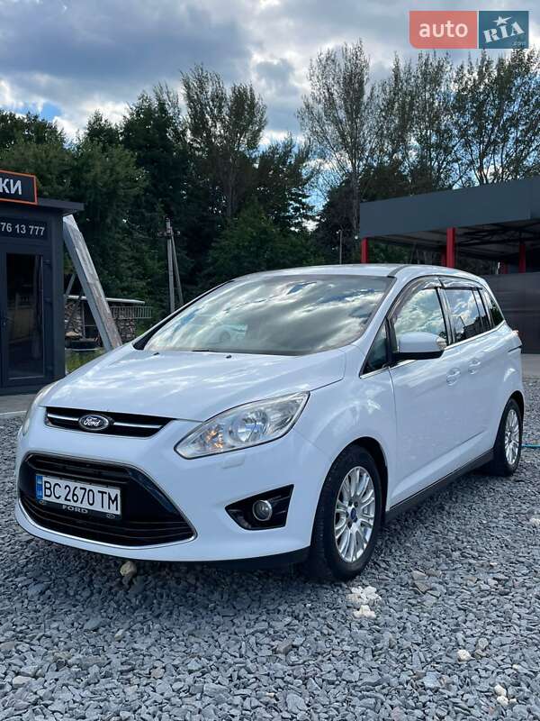 Минивэн Ford Grand C-Max 2012 в 