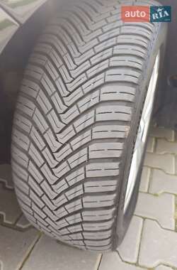 Мінівен Ford Grand C-Max 2011 в 