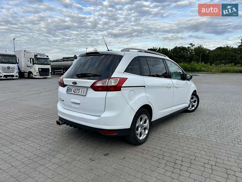 Мінівен Ford Grand C-Max 2010 в Радивиліві