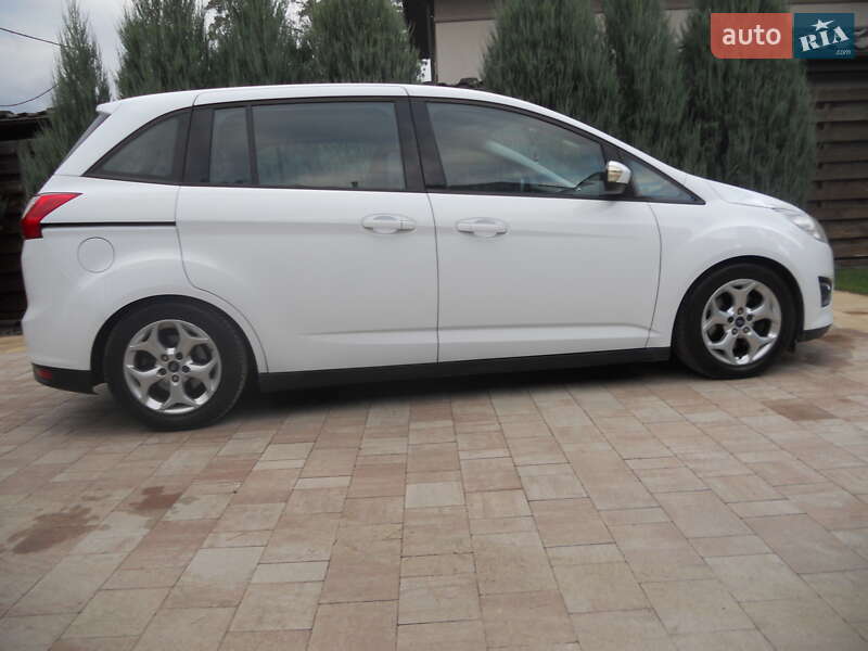 Минивэн Ford Grand C-Max 2010 в Буче