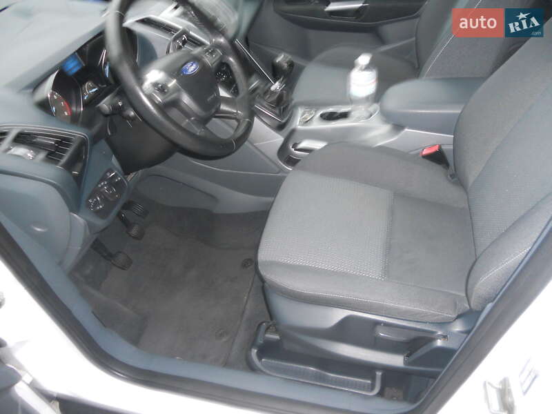 Минивэн Ford Grand C-Max 2010 в Буче