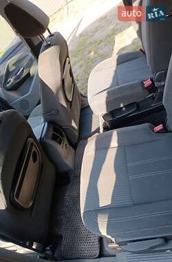 Мінівен Ford Grand C-Max 2010 в 