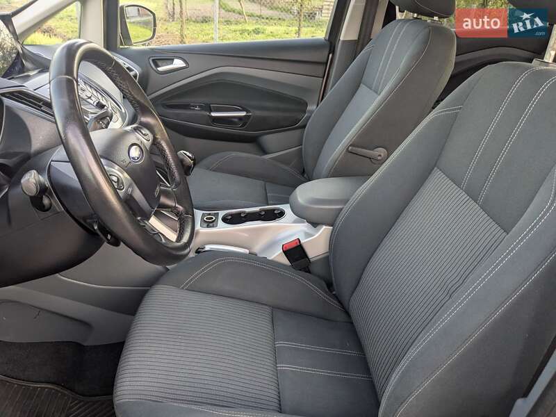 Мінівен Ford Grand C-Max 2010 в Радивиліві