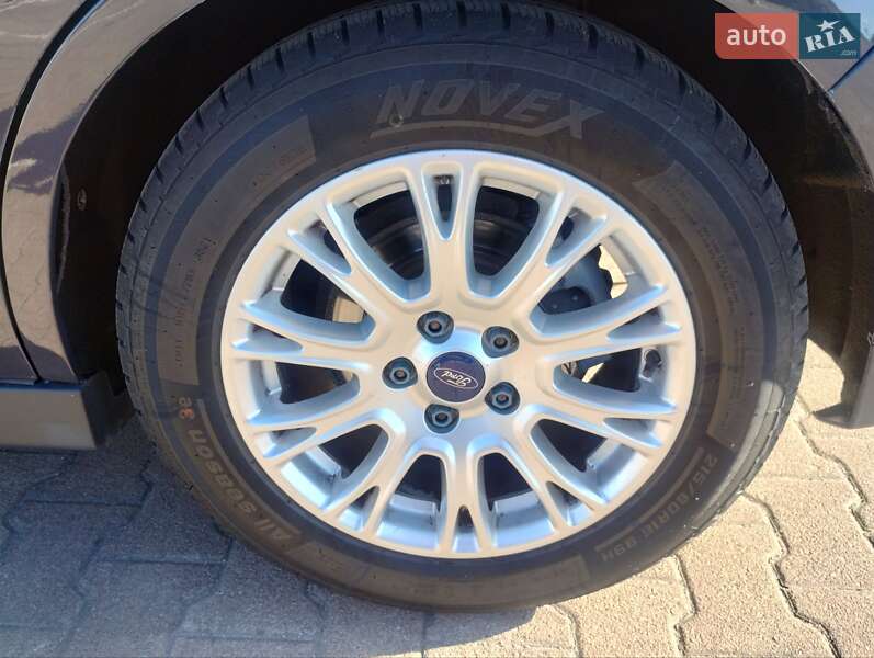 Минивэн Ford Grand C-Max 2013 в Житомире