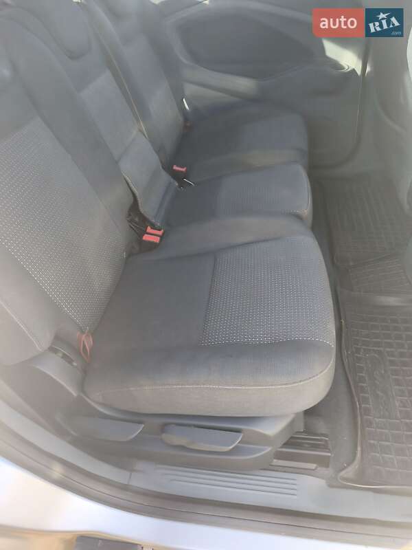 Мінівен Ford Grand C-Max 2010 в Шепетівці