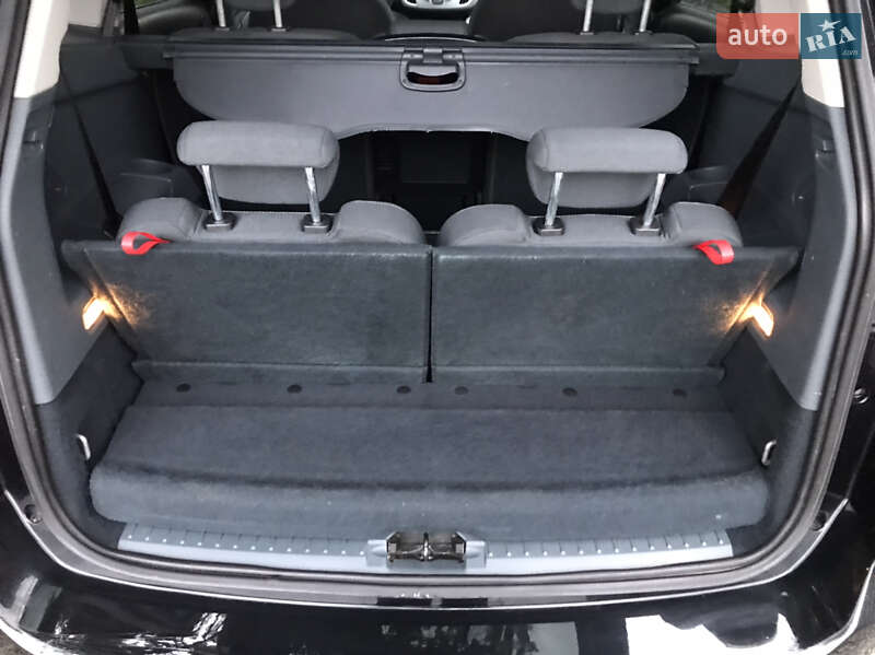 Минивэн Ford Grand C-Max 2011 в Луцке