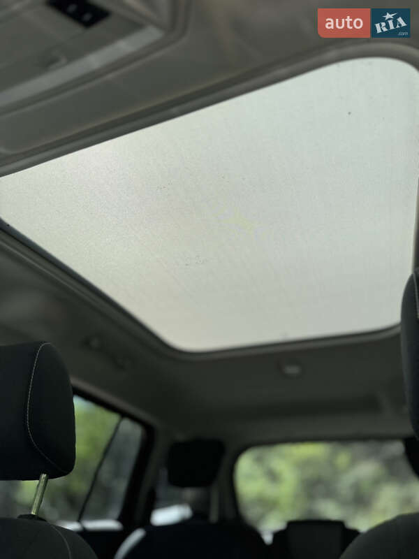 Мінівен Ford Grand C-Max 2012 в Львові фото 28 Мінівен Ford Grand C-Max 2012 в Львові