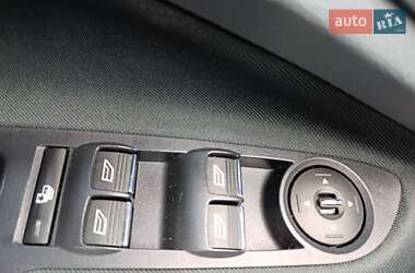 Минивэн Ford Grand C-Max 2011 в 
