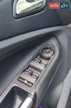 Мінівен Ford Grand C-Max 2010 в  фото 42 Мінівен Ford Grand C-Max 2010 в