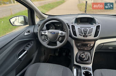 Мінівен Ford Grand C-Max 2012 в  фото 49 Мінівен Ford Grand C-Max 2012 в