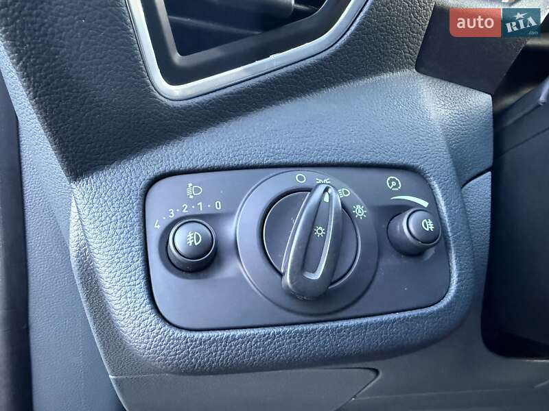 Минивэн Ford Grand C-Max 2011 в Стрые фото 111 Минивэн Ford Grand C-Max 2011 в Стрые